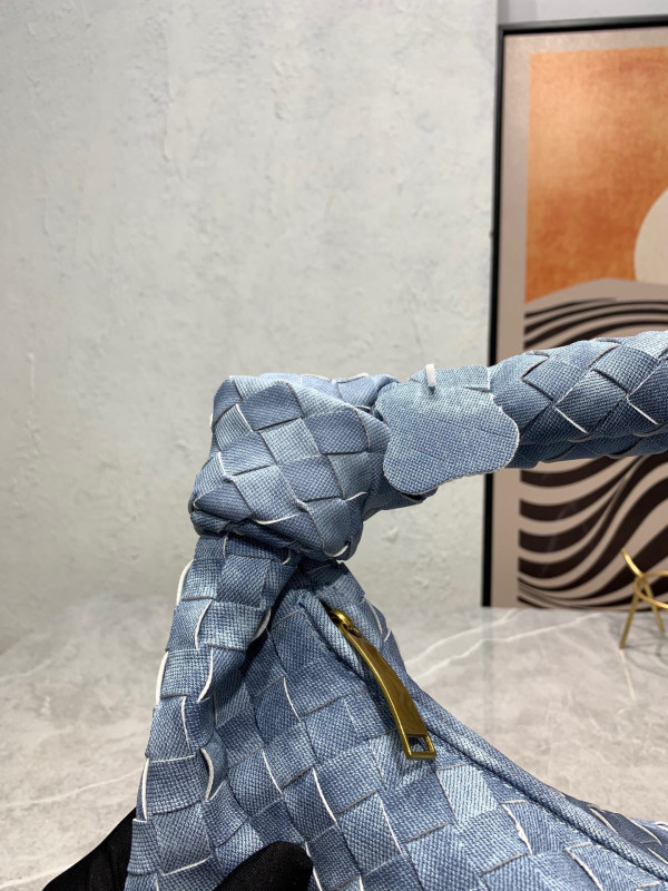 bo*te*ga Ve*ne*ta  jodie