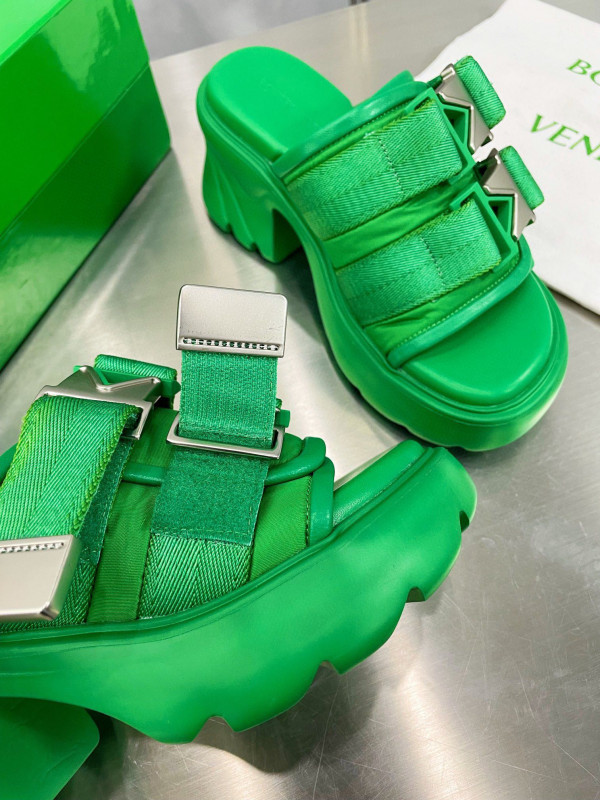 bo*te*ga Ve*ne*ta flash