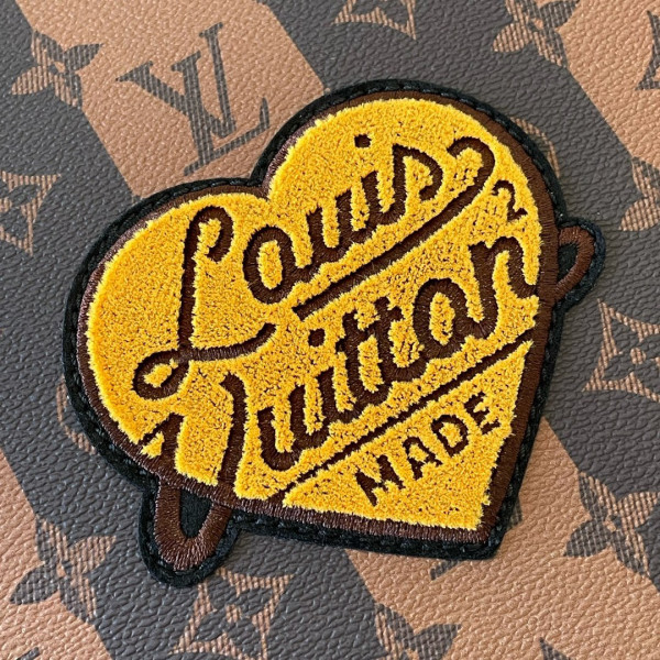 l0*is V*t0n sac plat cross