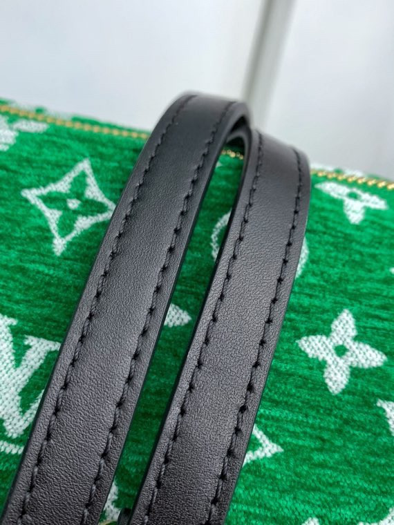 l0*is V*t0n papillon