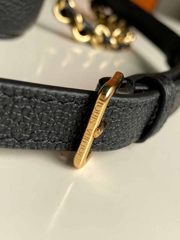 l0*is V*t0n vanity pm