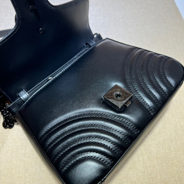 G*u*i gg marmont mini top handle bag