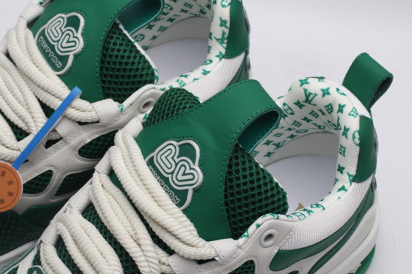 l0*is V*t0n trainer sneaker