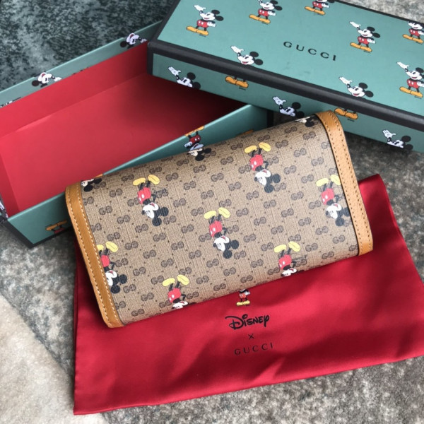 disney x G*u*i gg long wallet