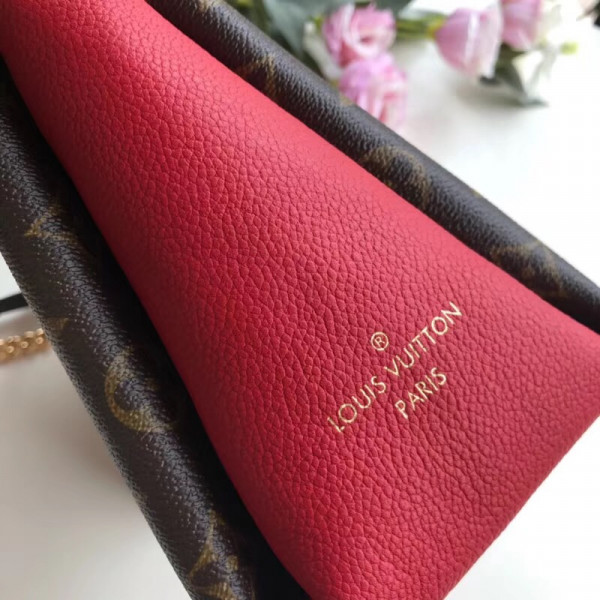 l0*is V*t0n surene bb