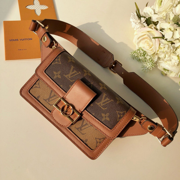 l0*is V*t0n belt bag(2019 spring show)