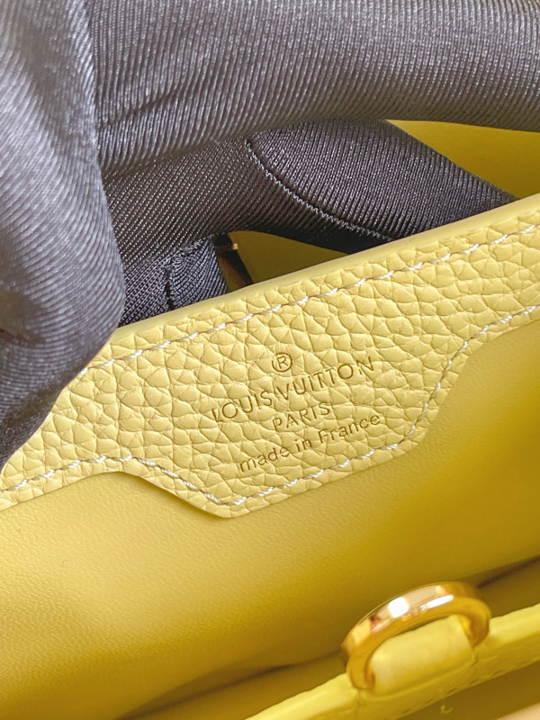 l0*is V*t0n capucines bb