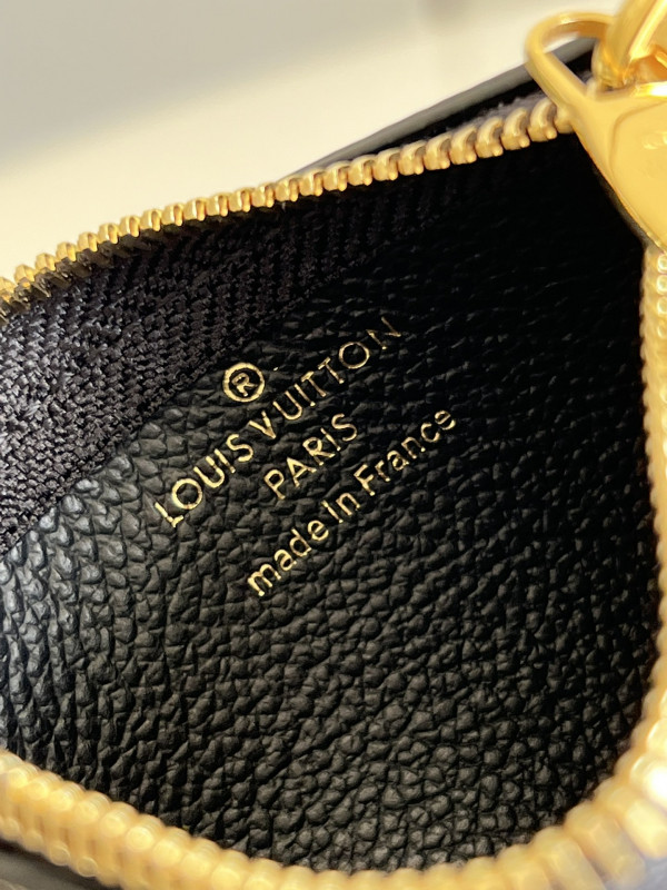 l0*is V*t0n key pouch