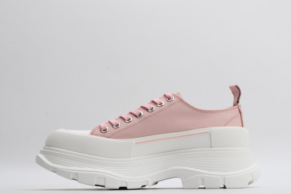 ale*d*r M*Q*en tread slick lace up