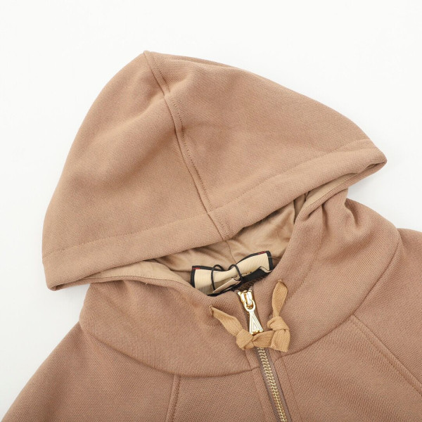 G*u*i hoodies