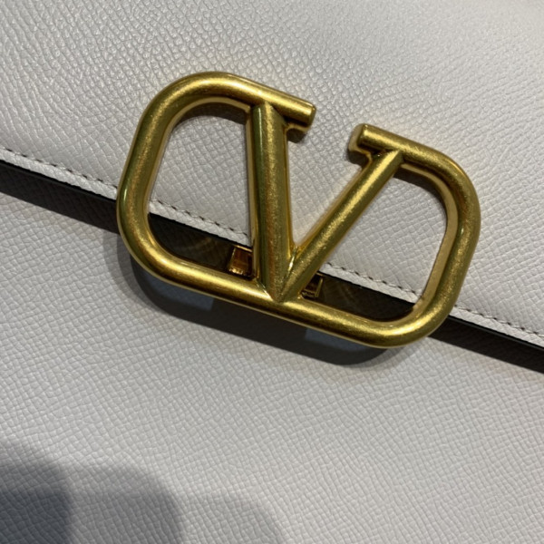 VALENTINO VSLING GRAINY CALFSKIN HANDBAG