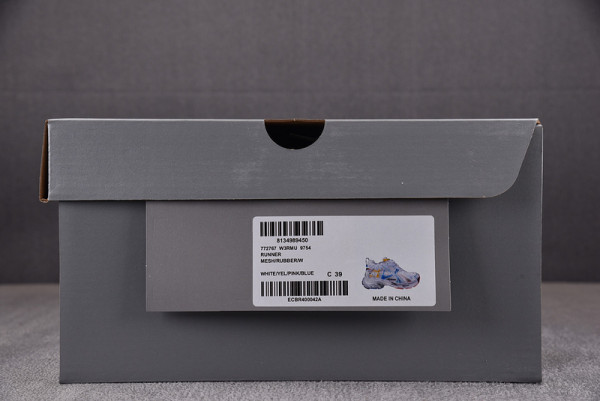 Ba*len*cia*ga runner