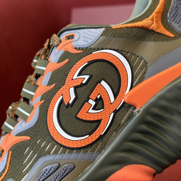 G*u*i men&women sneakers