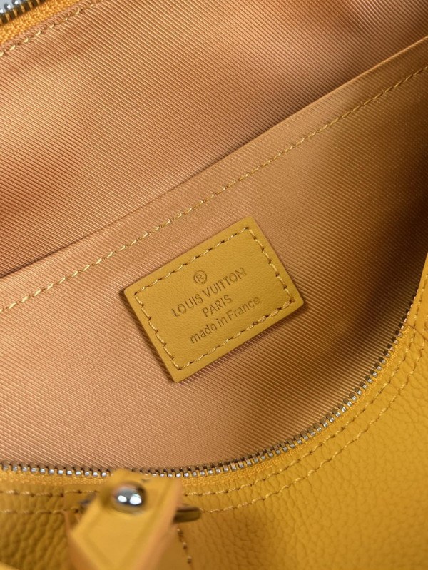 l0*is V*t0n city keepall