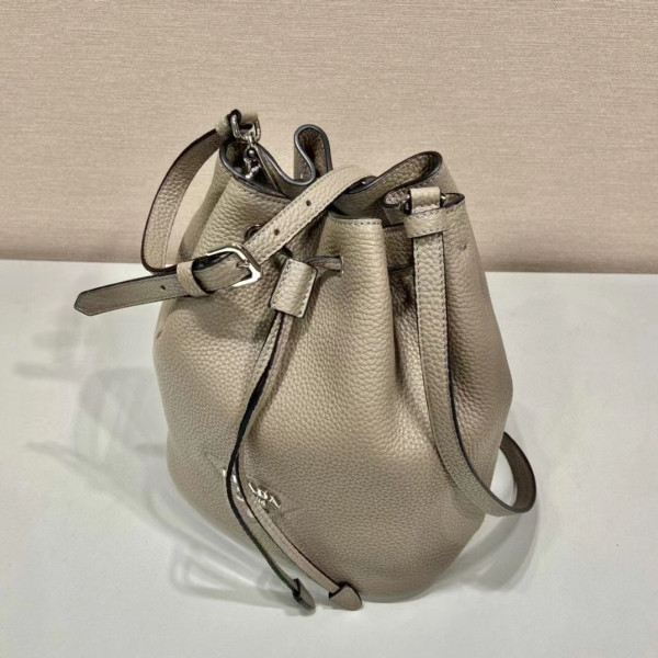 Pra*a  leather bucket bag