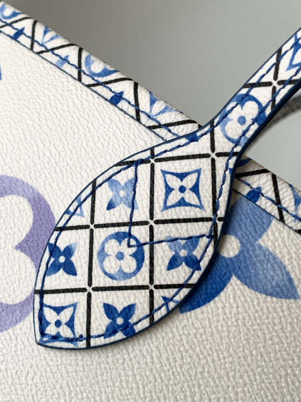 l0*is V*t0n neverfull mm