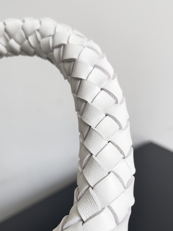 bo*te*ga Ve*ne*ta small andiamo