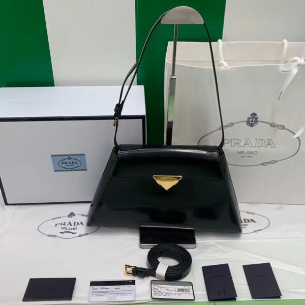 Pra*a medium brushed leather handbag