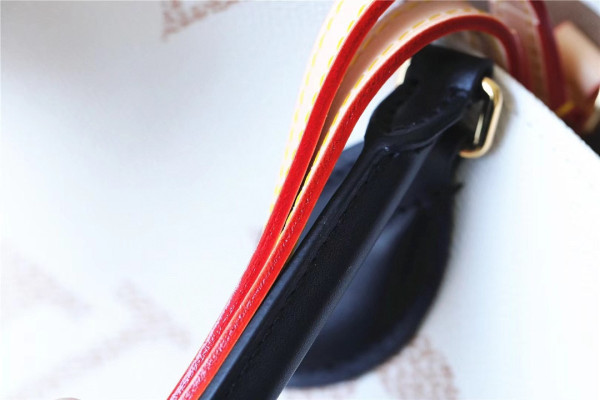 l0*is V*t0n onthego mm