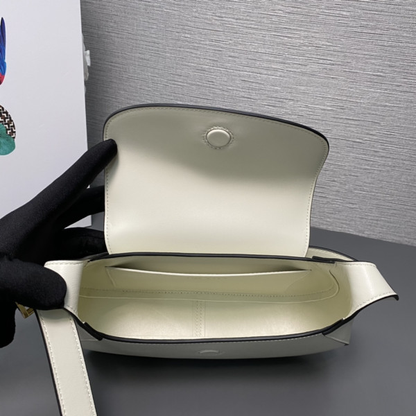 Pra*a crossbody bag -24*15*5cm