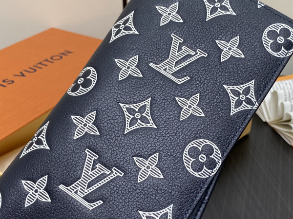 l0*is V*t0n brazza wallet-10*19*2cm