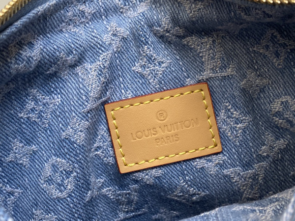 l0*is V*t0n loop-23*13*6cm