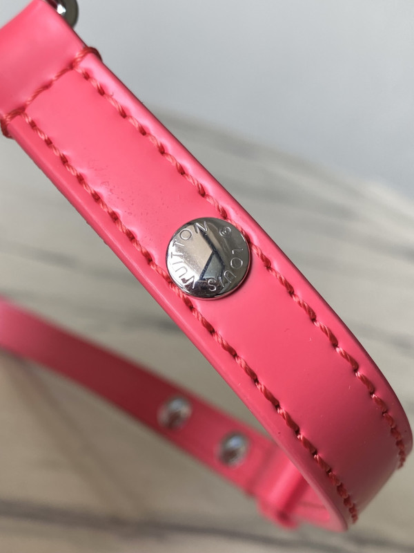 l0*is V*t0n twist pm-19*15*9cm