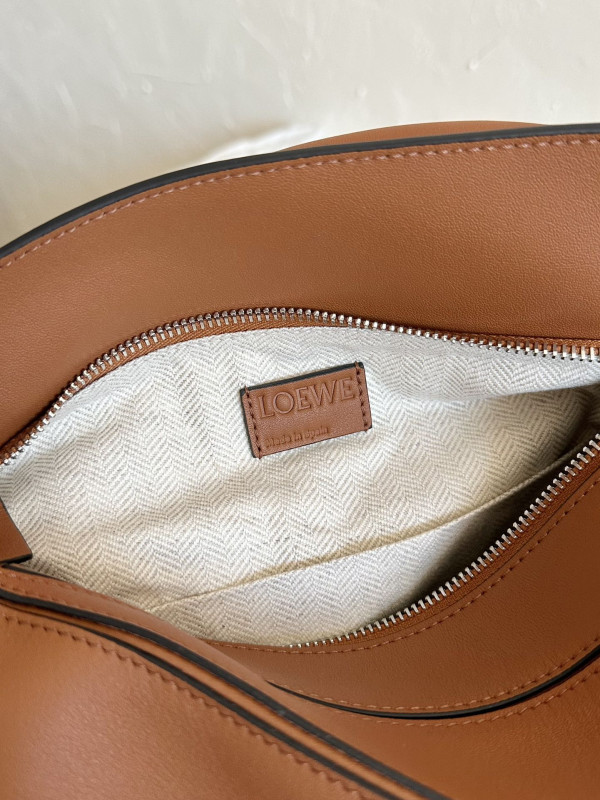 Lowee Small Puzzle Bag-24*16*10.5cm