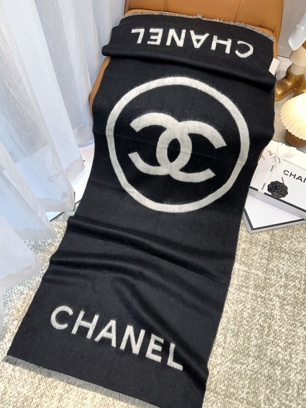 CL Scarf