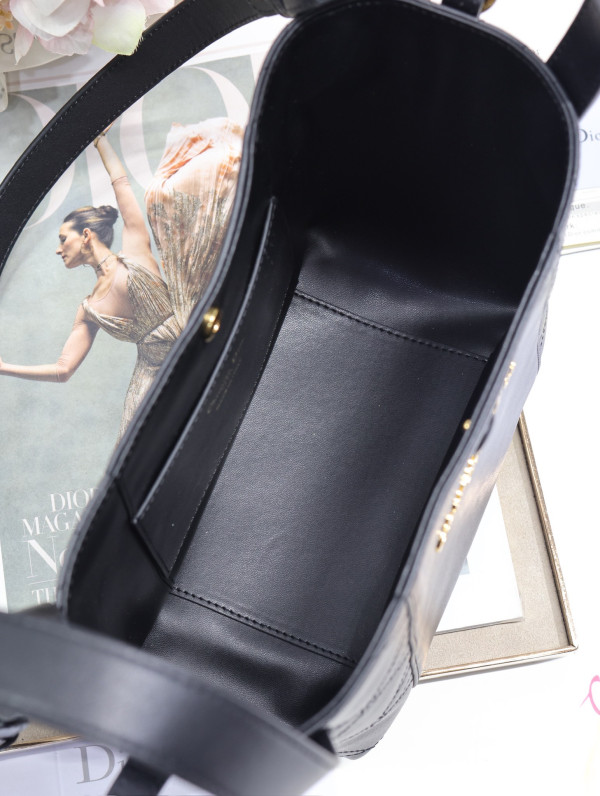 Diro Small Signature Bucket Bag - 21*19*11CM