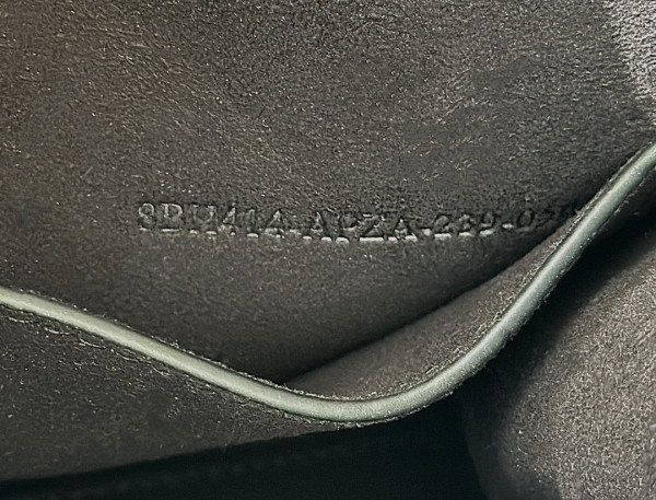 F**di origami medium - 27*16.5*27cm